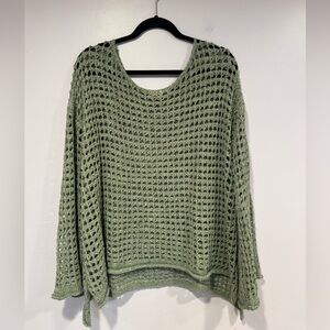 Green Crochet POL long bell‎ sleeve sweater